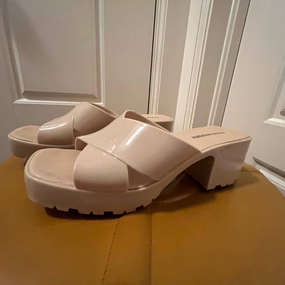 Steve Madden Beige Candies Platform Sandals Size 8